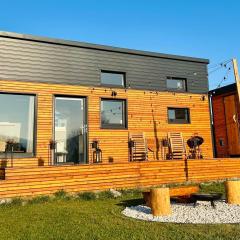 FamilyTinyHouse