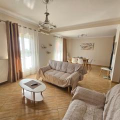 Sylvia's Sweet Home