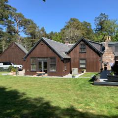 Coylumbridge Cottage