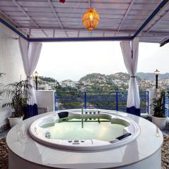 A Santorini Home - By Le Rêve 5Mins from Mall Road