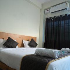 Signature stay