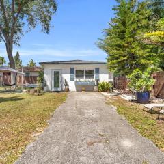 The Hidden Gem - Private Cottage in Biscayne Park