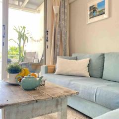 Angelina retreat close to beach