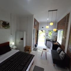 Guest House T