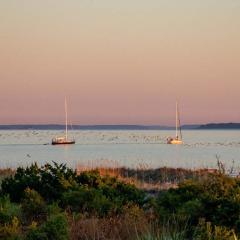 Lighthouse Point 17C