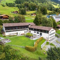 Family & Mountain Lodge C'est la Vie