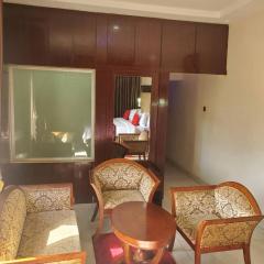 McLorrets Suites