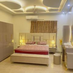 Luxury Hideaway Royal