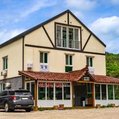 오대산 달빛펜션 Odaesan Moonlight Pension