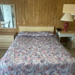 Road Runner Motel