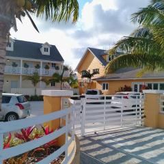 Mcgregor House - Villa by The Bay