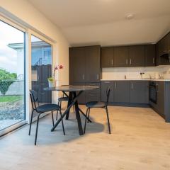 Coastal Cabin, Oranmore, Galway