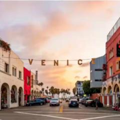 Walk to Santa Monica Beach Pier Boardwalk Venice