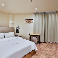 Seongnam Hotel Com