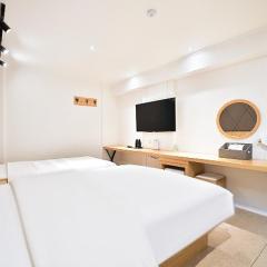 Geojedo Jangseungpo Hotel Carara