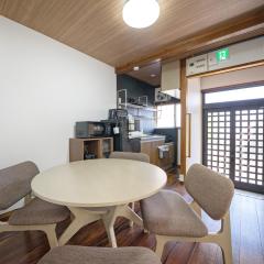 Takumi Renovated House Osaka Hirakata with Free Parking