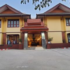 Yellow Tique Hotel