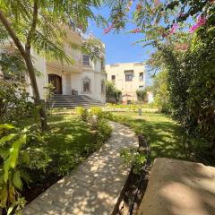 Luxury Stay Garden BBQ near Cairo Festival City