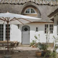 Peace In Beautifully Renovated Country House