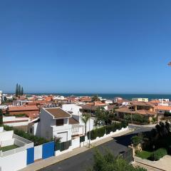 Bonito y amplio apartamento en La Antilla con vistas al mar