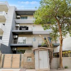 Super Townhouse Sector 53 Golf Course Road