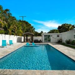 Modern 1 bedroom Vacation apartment with Pool C