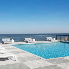 Delta Suites by Marriott Virginia Beach Waterfront