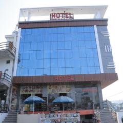 Hotel Om Palace