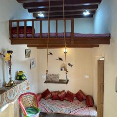 Landour Apartment Beauty and Charm Kothri- Vintage Vibes