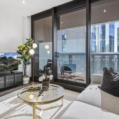 Elegant Southbank Escape Apartment with Balcony