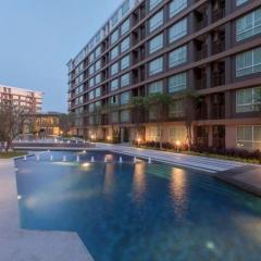 Spacious 1 Bedroom, with sofa bed and Balcony