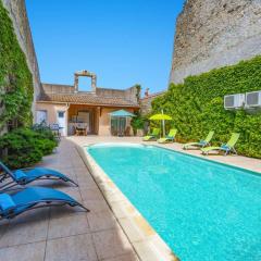 Villa de la Cloche by Villa Plus