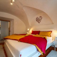 Moderne helle Ferienwohnung 1-6 Pers - Chasa32 in Guarda