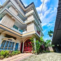 TAJ RESIDENCY Holiday Homestay -Entire 1BHK & 2BHK private apartments -call 767OOO54OO