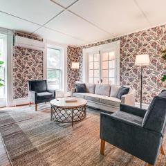 Near Lake and Wineries Spacious Union Springs Home!