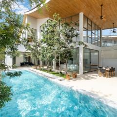 The Trinity new modern 5BR villa with 20M Pool -C1
