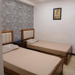 Studio propre avec garage à Valmascort Annaba