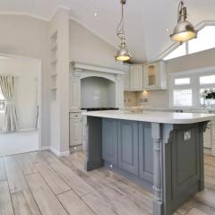 Luxury Lodge Escapes