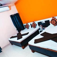Best Family Hotel in Dwarka - AC & Non AC Deluxe Room -Laxmii