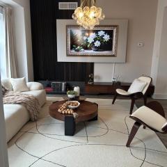 The Monroe Elegant 2br2ba Downtown Stamford