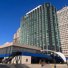 Fort Pontchartrain Detroit, a Wyndham Hotel
