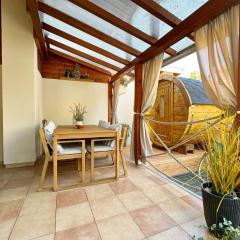 Dora Holiday House & Apartments