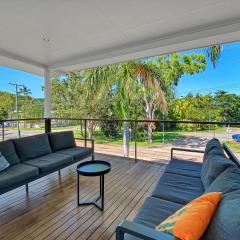 The Deck on Picnic