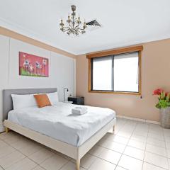 Comfort & Calm - Double Room on a Quiet Crescent in Liverpool - Shared Bathroom