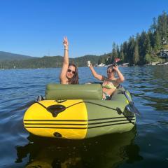 Deep Cove holiday