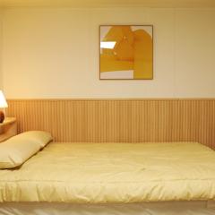 Yellow Wood Vibe - 2 min walk from Konkuk Univ Station