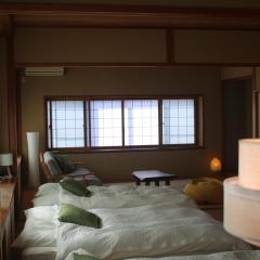 Tranquil Mountain Getaway - Breathtaking Scenery right next to Nakasendo Trail