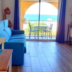 Studio standing classé meublé de tourisme avec terrasse vue mer " les pieds dans l'eau " à Algajola