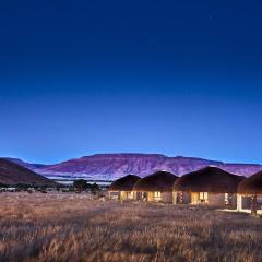 We Kebi Safari Lodge
