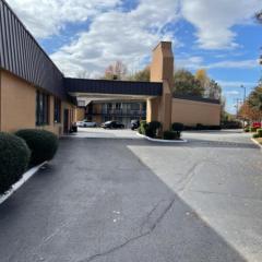 Budget Inn Greenville By Hotel O I-85